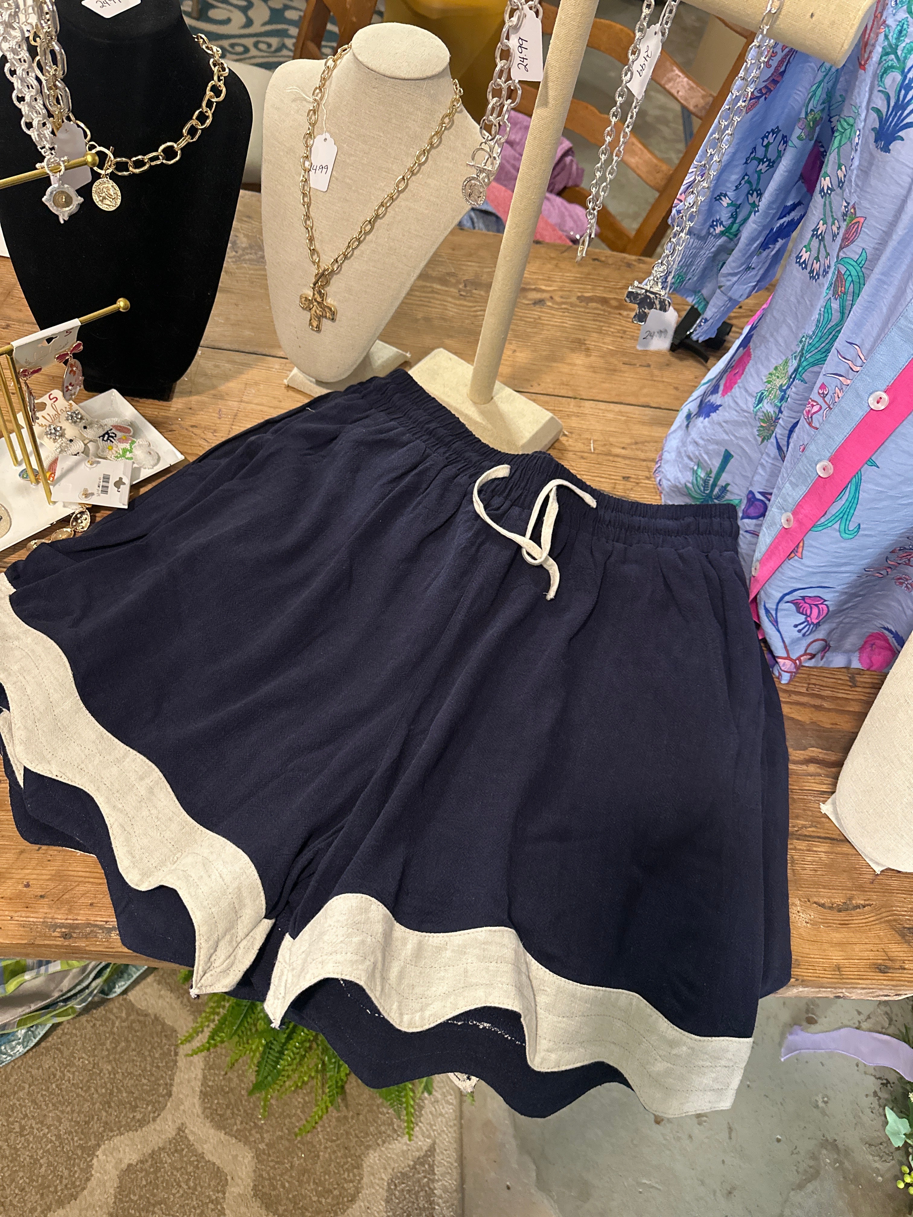 Curvy Umgee Linen Shorts