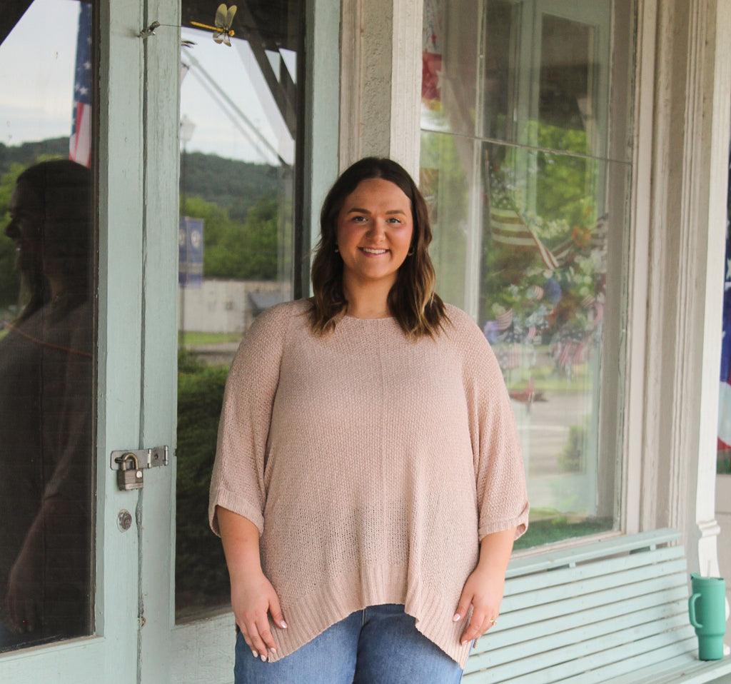 Lightweight Easel Sweater